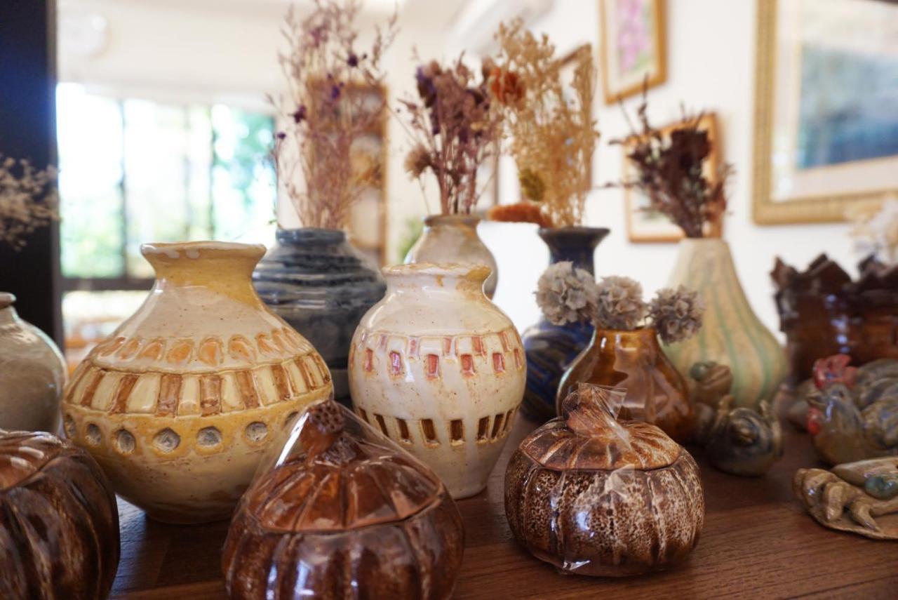Pottery Flower B&B Чічі Екстер'єр фото