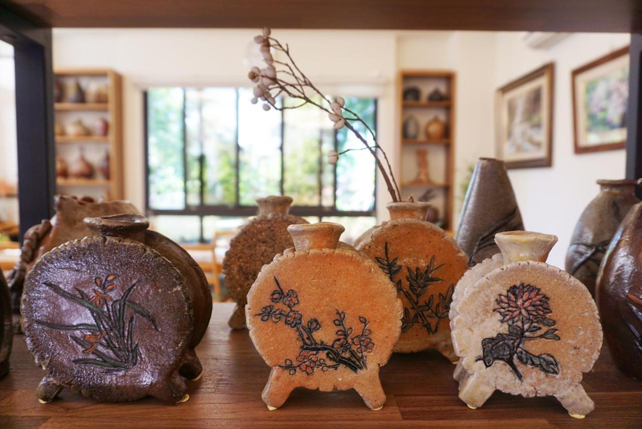 Pottery Flower B&B Чічі Екстер'єр фото
