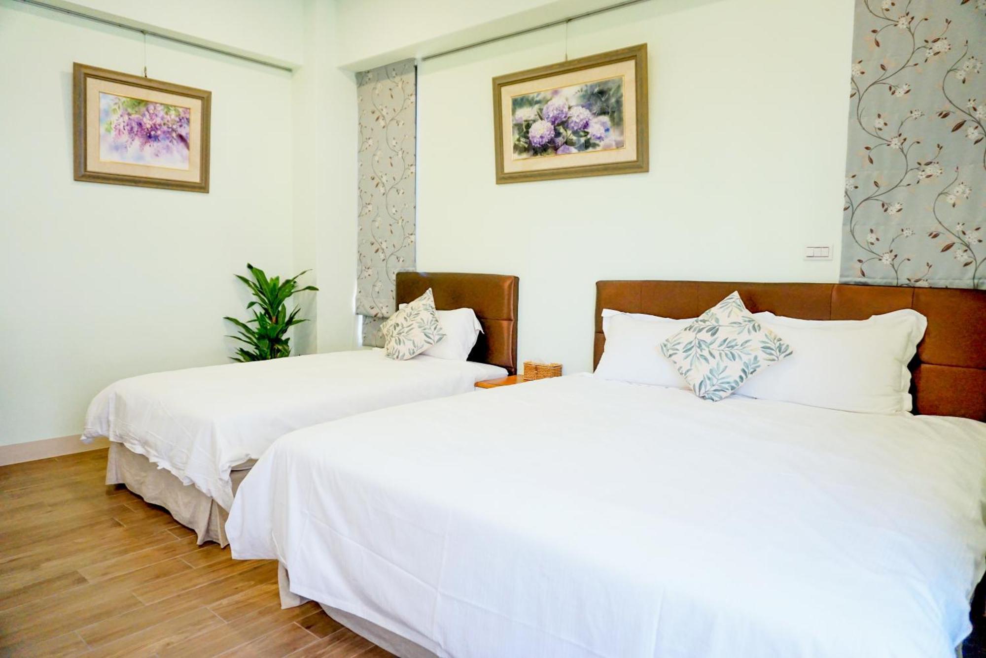 Pottery Flower B&B Чічі Екстер'єр фото